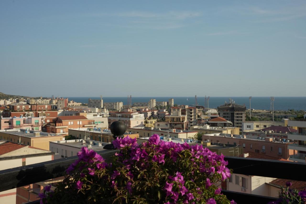 Prestigioso Attico Panoramico Cagliari Villa Ngoại thất bức ảnh