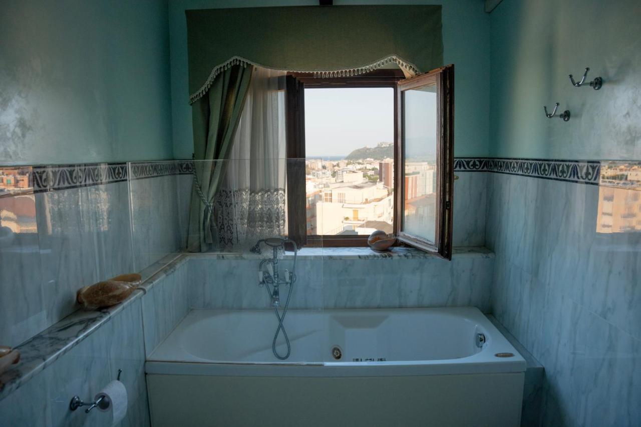 Prestigioso Attico Panoramico Cagliari Villa Ngoại thất bức ảnh