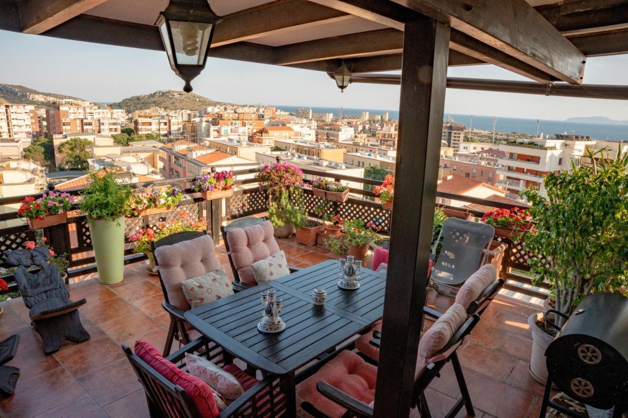 Prestigioso Attico Panoramico Cagliari Villa Ngoại thất bức ảnh